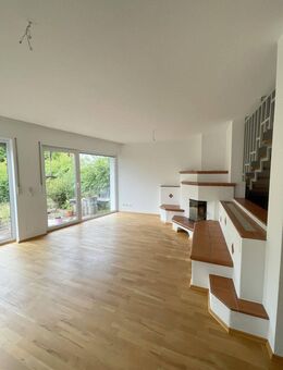 KL-Nähe PRE-Park - Schönes Reihenendhaus mit Terrasse, 2 Balkonen & Sauna - Kaiserslautern