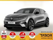 Renault Megane, E-TECH Techno 220 Comfort Range, Jahr 2022 - Freiburg (Breisgau)