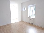 INDIVIDUELL geschnittene Zwei-Raum-Wohnung im schönen Leutzsch zu vermieten! :-) - Leipzig
