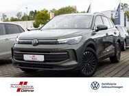 VW Tiguan, 2.0 TDI Life, Jahr 2024 - Brandenburg (Havel)