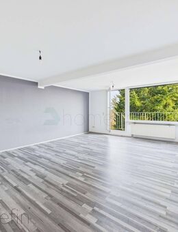 5-Zimmer Dachgeschoss mit Fernsicht - Sonnige Wohnlage über den Dächern Solingens - Solingen (Klingenstadt)