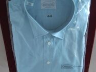 NEU Herren Hemd Gr. 44 / Gr. L-XL 100% Sehr feinfädige, reine Baumwolle. Farbe: grau-blau. Modehaus KONEN „Eurochic“ Langarm Oberhemd. Klassische Kragenform. Bequemer, gerader „Normal Schnitt“ Taillen-Weite 128 cm. Original Verpackt – LADEN-NEU - Bad Oeynhausen
