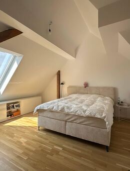 Kurzfristig frei - Großzügige 2,5-Zimmer Wohnung mit Einbauküche und Tiefgarage - Villingen-Schwenningen