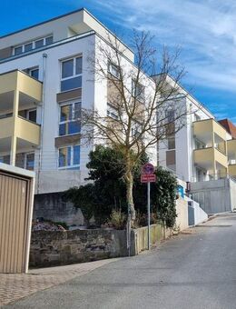 Willkommen zuhause! Moderne 2-Zimmer-Wohnung mit Balkon am Engelberg! - Leonberg (Baden-Württemberg)