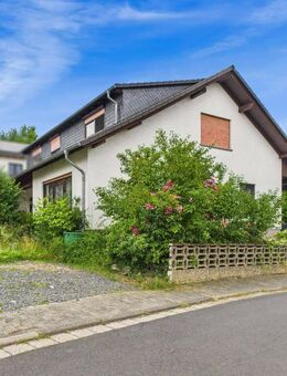 Familienfreundlich & Rendite-Zweifamilienhaus mit Einliegerwohnung - Neuberg