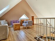 Mehr als 2 Zimmer: Maisonette mit Galerie und Loggia in Südwestlage - Pampow