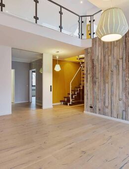 Ratingen-Ost: Stilvolle Maisonettewohnung mit Galerie und TG-Stellplatz - Ratingen