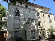 Wiesbaden-Dichterviertel! Kapitalanlage! Helle Penthouse-Wohnung mit umlaufendem Balkon! - Wiesbaden