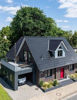 Smartes Traumhaus mit anspruchsvoller Ausstattung auf über 220 m2 Wohnfläche -- mit Garten, Sauna, 3 Terrassen und 2 Carports! - Twistringen