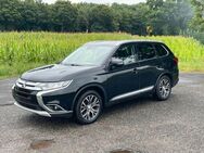 Mitsubishi Outlander Top 2.3 4WD 1. Hand 7-Sitzer Navi PDC - Neukirchen-Vluyn