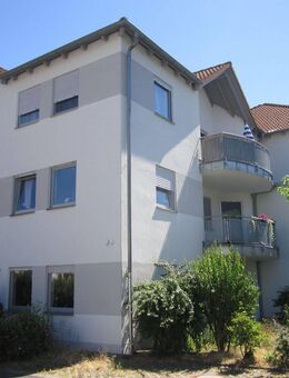 2 Zimmer Wohnung mit Balkon in Baiersdorf - Baiersdorf