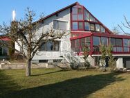 ***TOP: Premium-Architektenhaus mit XXL-Wintergarten auf 332 QM WfL inkl. ELW mit top Ausblick - Wolframs-Eschenbach
