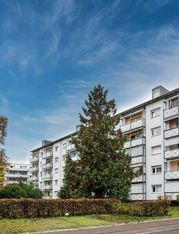 STADTBLICK: 3 Zi-Whg zentrumsnah in energetisch saniertem MFH mit moderner Küche und Bad, Balkon - Lörrach