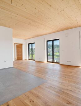 Wohnen mit Weitblick: Erstbezug in Cham-Windischbergerdorf - Cham