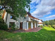 Familiendomizil mit Fernblick und herrlichem Garten in toller Stadtlage - Coburg