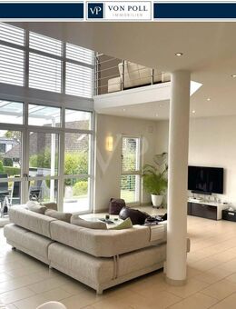 VON POLL BAD HOMBURG: Modernes, lichtdurchflutetes Einfamilienhaus mit beeindruckender Architektur - Bad Homburg (Höhe)