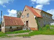 Einfamilienhaus mit 2 Schuppen - Helmbrechts