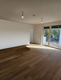 TOP 3 Zimmer Wohnung inkl. Einbauküche, Parkett, Gäste-WC, Smarthome, Balkon, Keller - Berlin