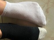 Verschiedene getragen Socken - Offenburg