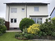 Freistehendes Einfamilienhaus mit idyllischem Garten, Einliegerwohnung/Büro/Praxis und Doppelgarage - Mutterstadt