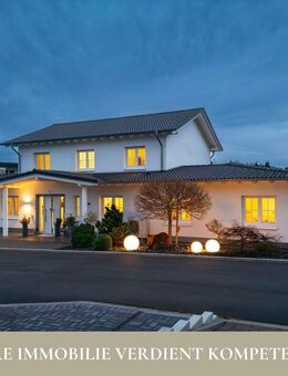 Neuenrade: Traumhafte Stadtvilla mit Einliegerwohnung - Luxus trifft Lebensqualität! - Neuenrade