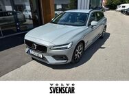 Volvo V60, Kombi Core B4 Diesel EU6d digitales Sitze, Jahr 2023 - Baierbrunn