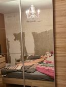 Schwebetürenkleiderschrank mit Spiegel in 16225