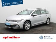 VW Golf Variant, 1.0 Life eTSI, Jahr 2022 - Würzburg