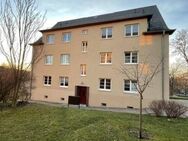 Objekt-Nr.: 2723 - vermietete 2-Zimmer-ETW im 2. OG mit Wanne in beliebter Wohnlage "Gartenstadt" in Plauen - Plauen
