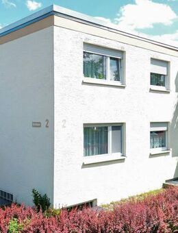 Familienfreundliches 2-Familienhaus in ruhiger Lage auf einem sonnigen Eckgrundstück - Tamm
