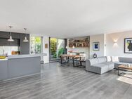 Urban Chic: Modernisierte 4-Zimmer-Dachgeschoss-Wohnung mit Penthouse-Flair und großen Terrassen - München