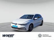 VW Golf, 1.5 VIII Move LANE LIGHT FRONT, Jahr 2024 - Darmstadt