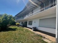 Überherrn-Felsberg: Freistehende Villa, ca. 315m², mit Sauna, Doppelgarage und Fernblick in's Grüne - Überherrn