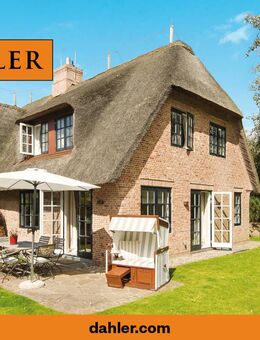 Familienfreundliche Reetdach-Doppelhaushälfte im Dorfkern - Kampen (Sylt)