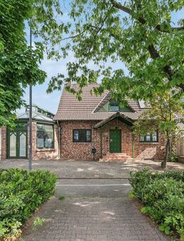 Architektenhaus mit beeindruckendem Wintergarten auf großem Traumgrundstück in Kaarst - Kaarst