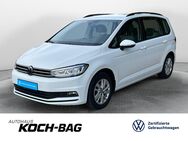 VW Touran, 2.0 TDI Comfortline, Jahr 2022 - Ellwangen (Jagst)