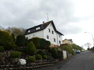 Zwangsversteigerung - Zweifamilienhaus in Pfaffenhausen - provisionsfrei für Ersteher! - Jossgrund