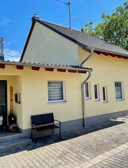 TOP Gelegenheit: Neuwertiges EFH mit PV Anlage in ruhiger Lage! - Becherbach