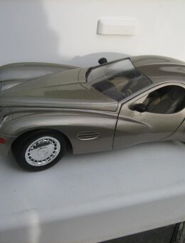 1:18 Modellauto--Chrysler Atlantic 27 € VB - Meckenheim