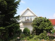 Nur 3 Minuten bis zum Strand - Maisonettewohnung mit Balkon & Carport - Lübeck