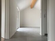 *Dachgeschosswohnung - Erstbezug 2025 | Stilvoll wohnen unter freiem Balkenwerk mit großem Balkon* - Schönenberg-Kübelberg