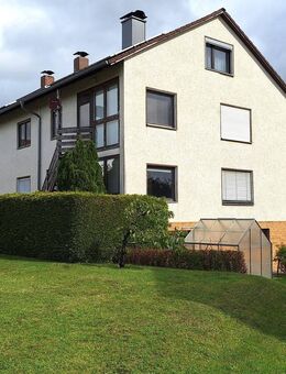 Zweifamilienhaus mit schönem Garten! - Ebersdorf (Coburg)