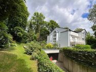 Kronberg: 1-A Villenlage am Stadtpark! Exzellente 3-Zimmerwohnung in kleiner Wohneinheit - Kronberg (Taunus)