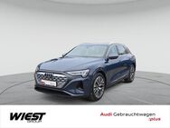 Audi Q8, 0.0 advanced 55 STADT TOUR UPE 1180, Jahr 2024 - Darmstadt