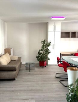 Renovierte 3-Zimmer-Wohnung in Toplage– voll möbliert - Nürnberg