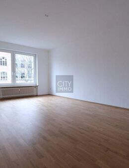 Single-Wohnung mit Parkett und Pantry-Küche - Nürnberg