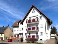 Gepflegte, grosse (teilmöblierte) 3.0 Zimmer Maisonette-Wohnung mit Einbauküche, Balkon und Garage. - Emmingen-Liptingen