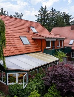 Gepflegte 4-Zimmer-Dachgeschosswohnung in ruhiger Feldrandlage mit Balkon - Stedesdorf