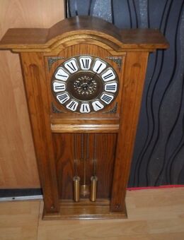 Tolle Wanduhr Eiche massiv - Neunkirchen Zentrum