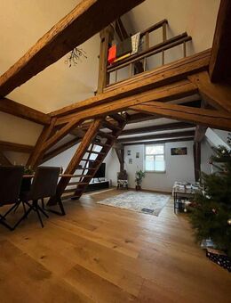 Großzügiges Dachgeschoss-Loft nach Kernsanierung zu vermieten - Schwabach
